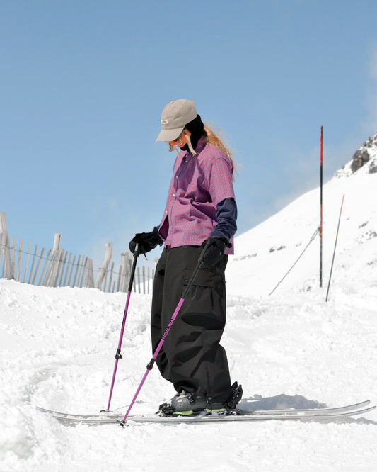 The Story of baggy ski pants: From 90s Rebellion to o modern slope icon