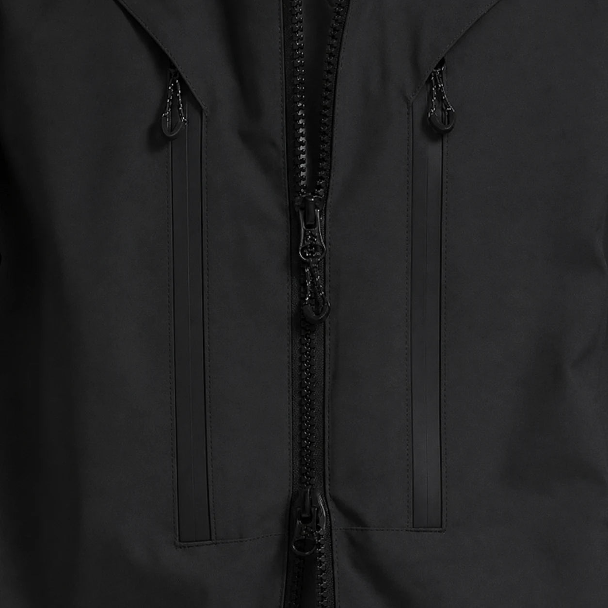 Brusttaschen mit Reißverschluss